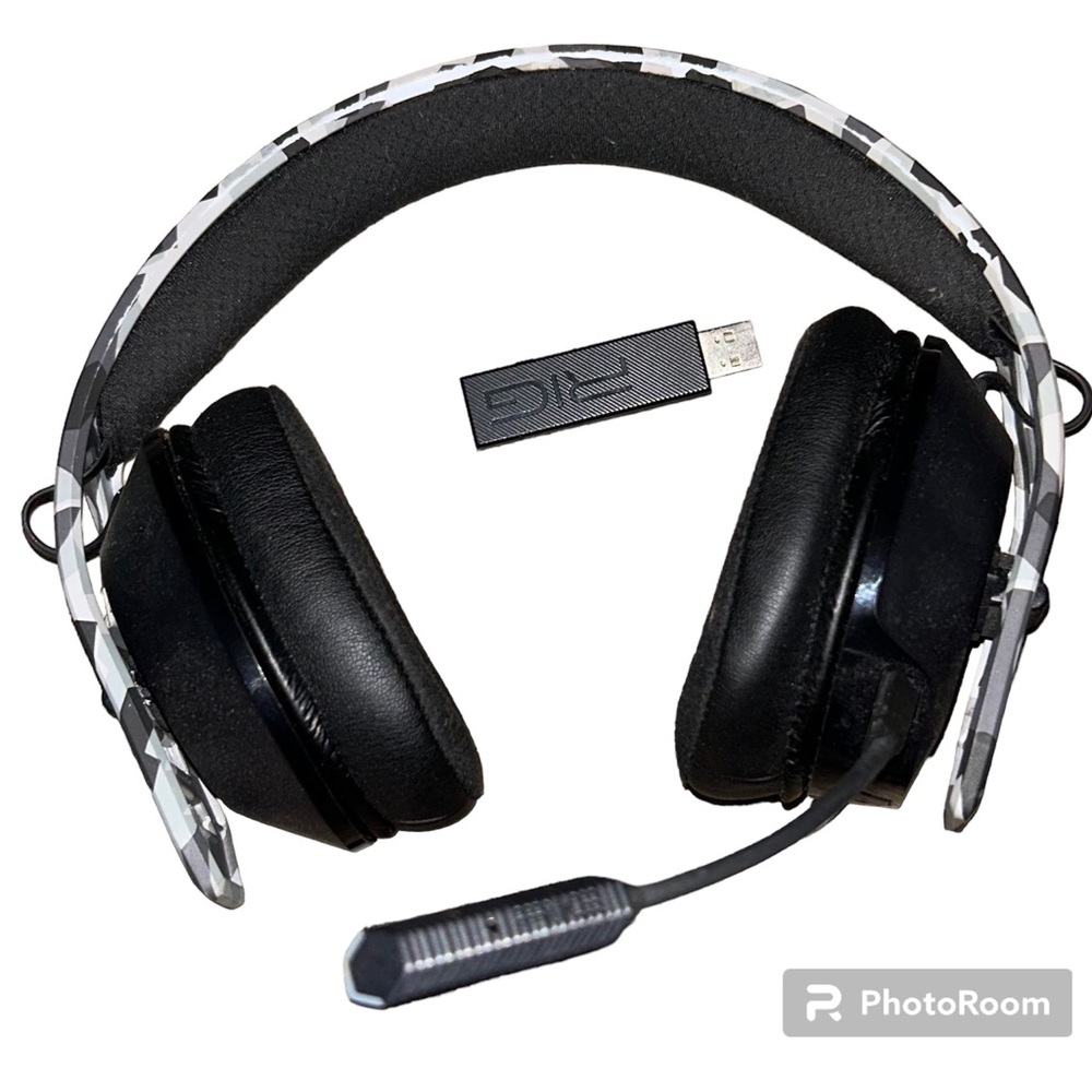 RIG 700HX Ultralight Wireless Gaming Headset for the PlayStation 4.